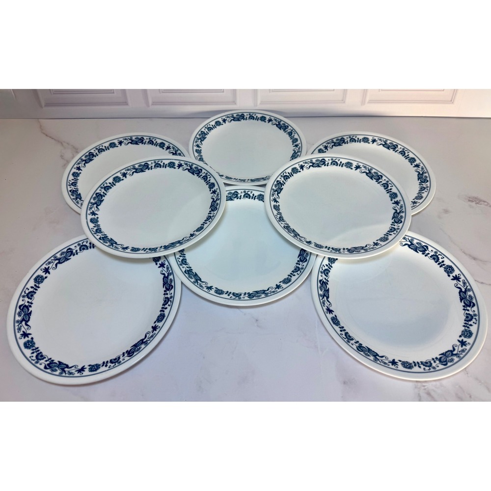 Corelle Old Town Blue Salad Plates Set of 7 Livingware by Corning Vitrelle White